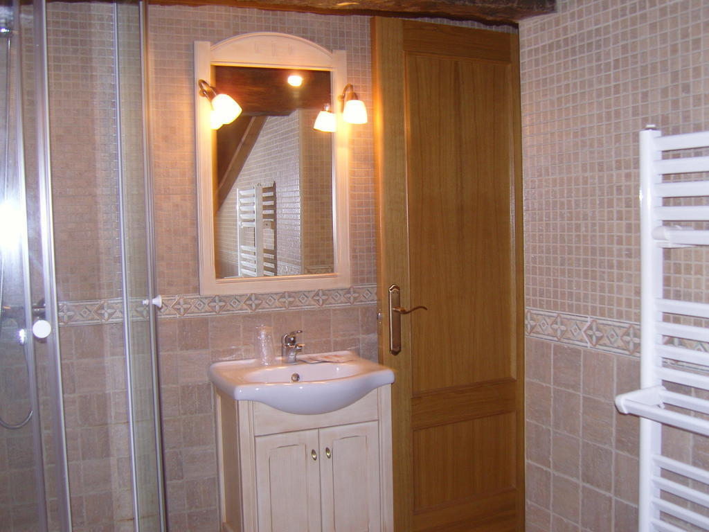 Casa Paulino Hotel Corrales De Buelna Quarto foto